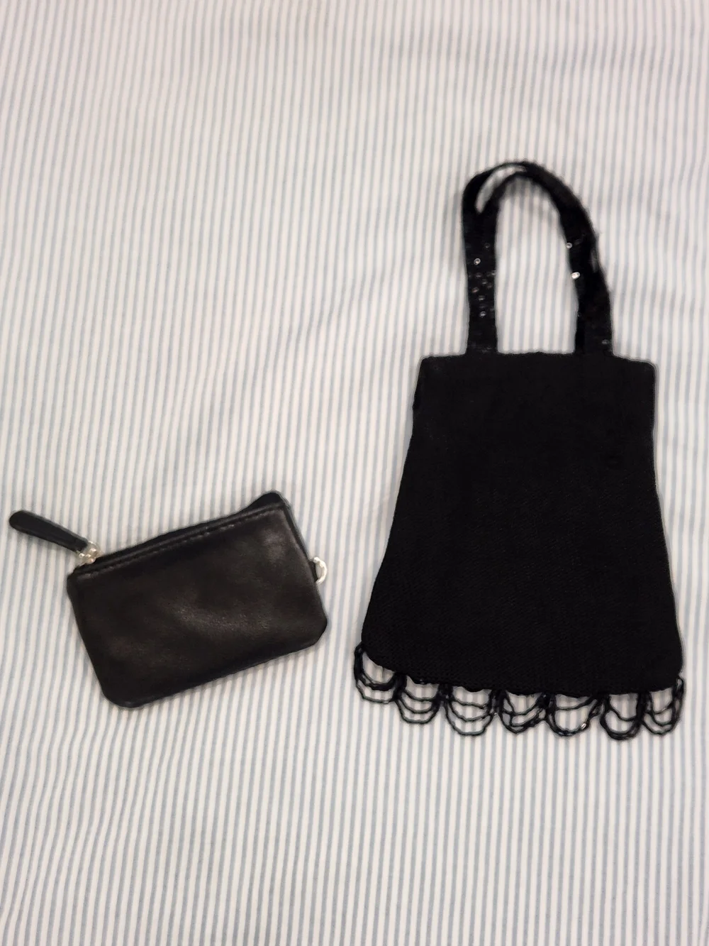 Gianni Bini Black Leather Coin Purse And Sequin Beaded Mini Purse - Picture 3 of 6